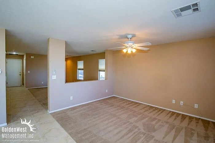 3 bed, 2.5 bath, 2038 sqft, $2,200 — Photo 3