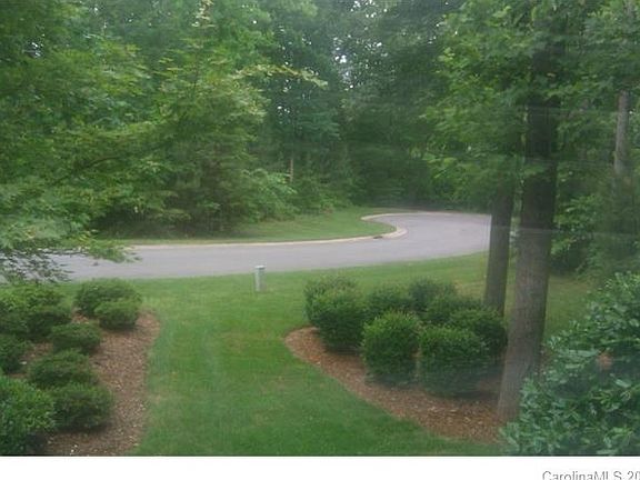 5th image of 120 Barrister Bay Ln