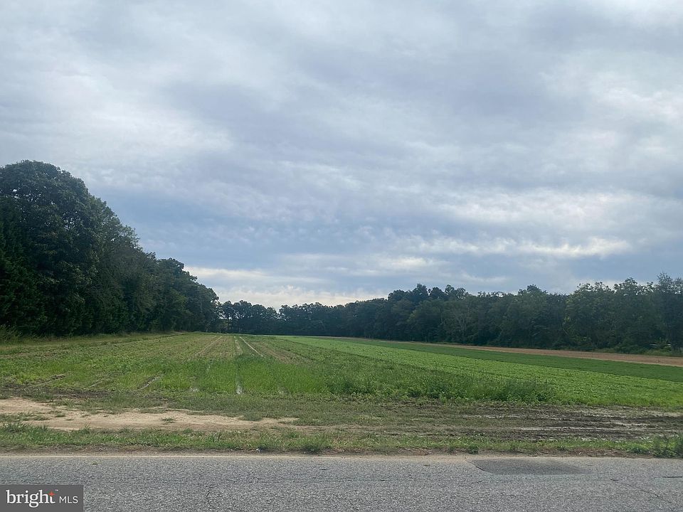 2nd image of 2505 S East Blvd