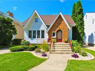 822 Lathrop Ave, Racine, WI 53405