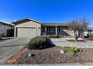 1657 Baywood Dr, Petaluma, CA 94954