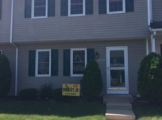 2914 Harbor Dr, Sinking Spring, PA 19608