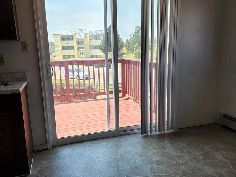 Parkview4517 — Photo 7