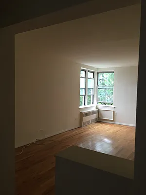 Rented by First Executive Realty Inc | media 6