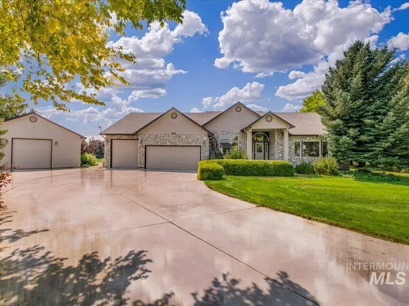 707 E Fujii Dr, Nampa, ID 83686