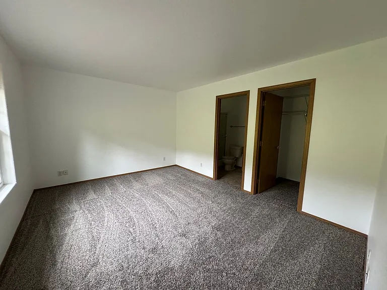 3265 NE Johnson St — Photo 14