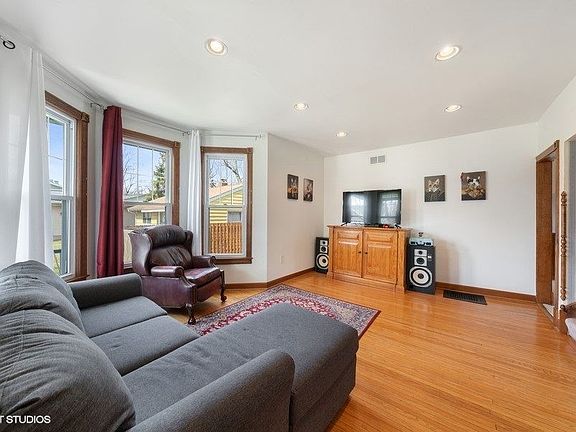 5th image of 829 Wendall Ave