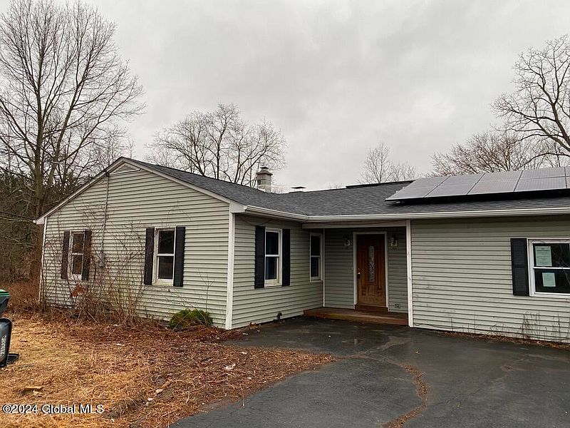 5th image of 1195 Schodack Landing Road