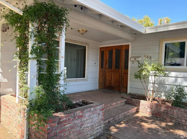488 Haehl Street, Cloverdale, CA 95425