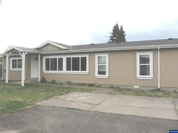 1151 W Sherman St, Lebanon, OR 97355
