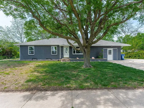 335 N Sherman St, Andale, KS 67001