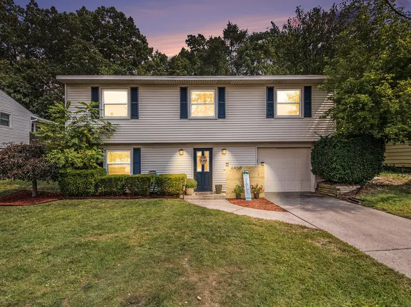 4930 Burgis Ave SE, Kentwood, MI 49508