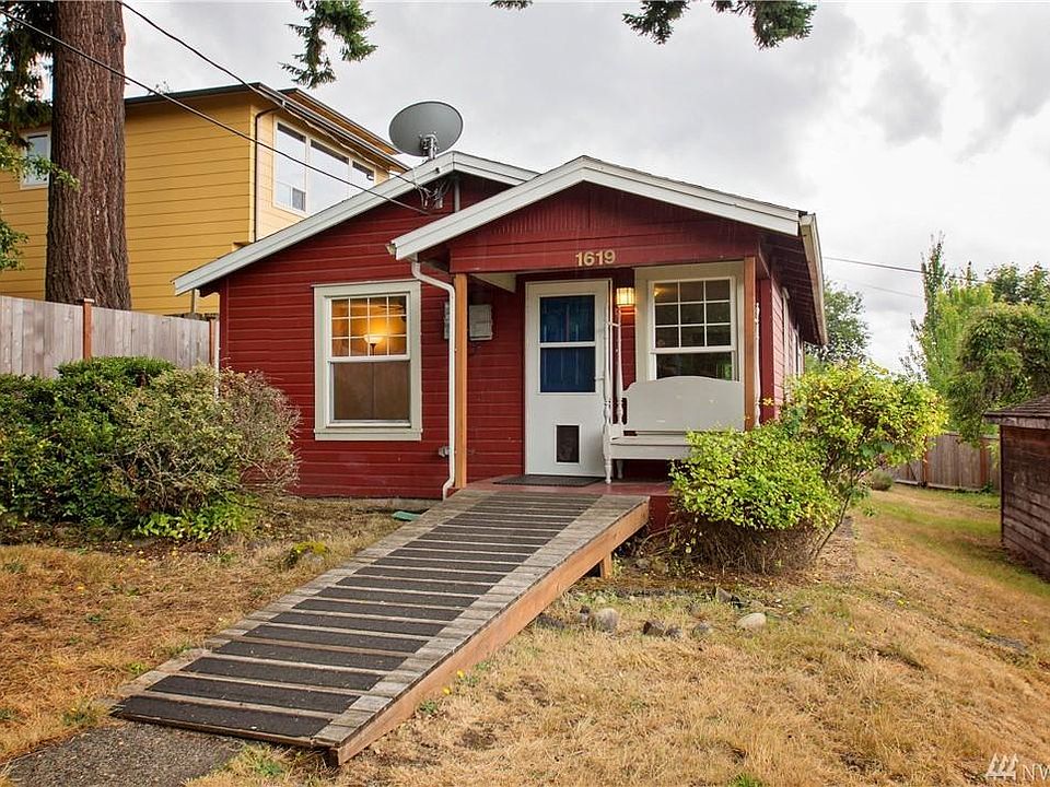 1st image of 1619 7th Ave SE