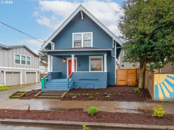 526 N Skidmore St, Portland, OR 97217