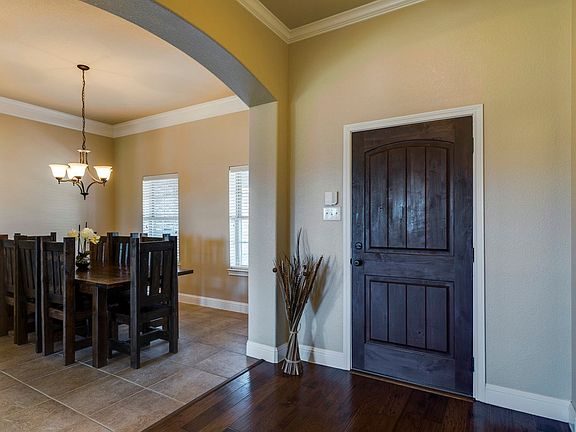 2nd image of 6001 Pin Oak Ct