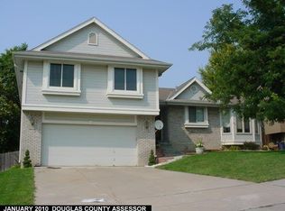 16862 Patterson Dr, Omaha, NE 68135