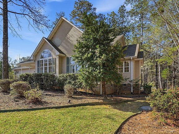 2nd image of 202 Shady Pine Ln