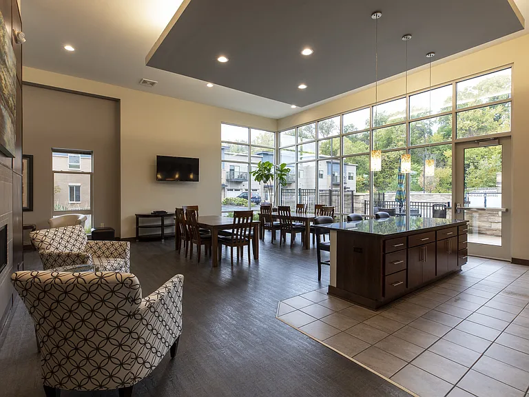 The Reef Apartments — Photo 14