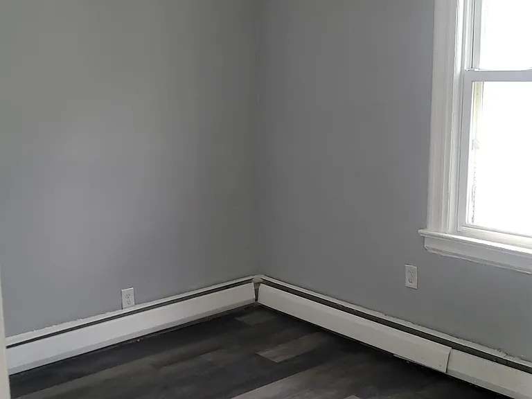 170 Linden Ave #2 — Photo 6