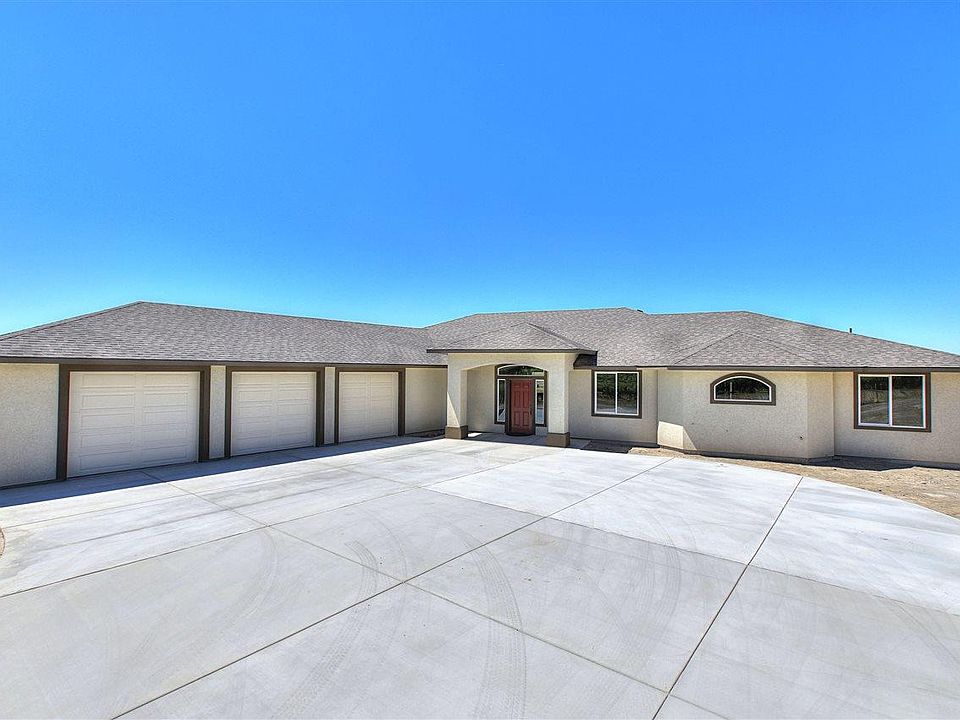 1st image of 3404 S Bermuda Dr