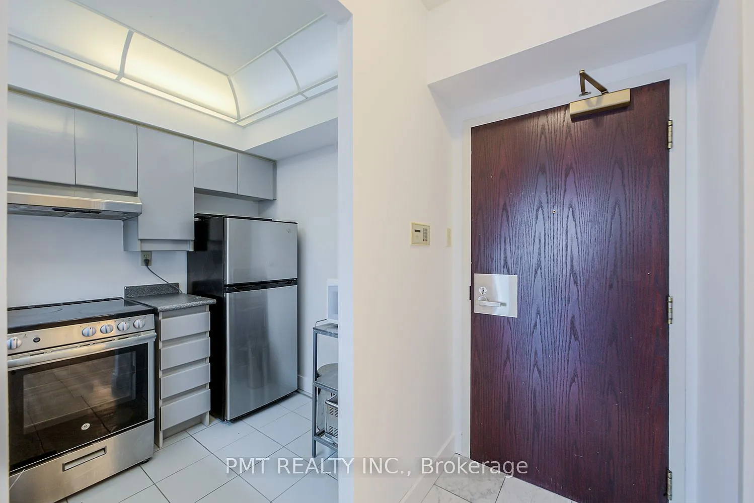 1 bed, $2,290 — Photo 2