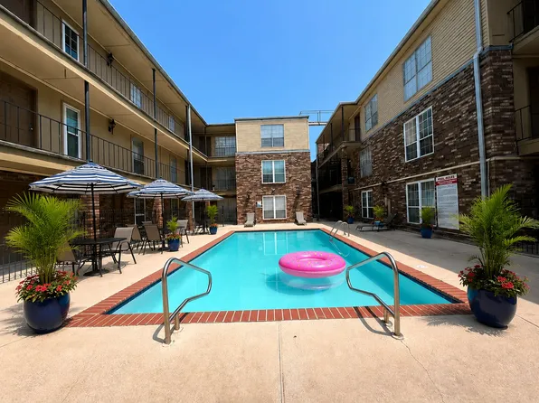 3320 N Arnoult Rd, Metairie, LA
