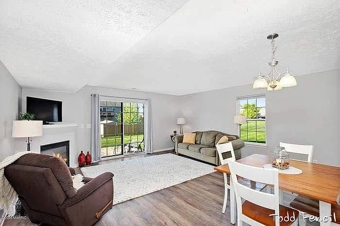 1st image of 4058 Rivertown Ln SW