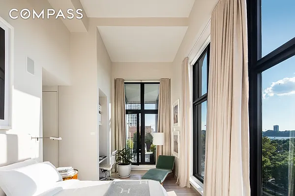 Rented by Compass | media 14