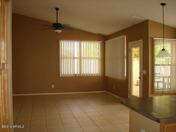 5th image of 734 E Cathy Dr