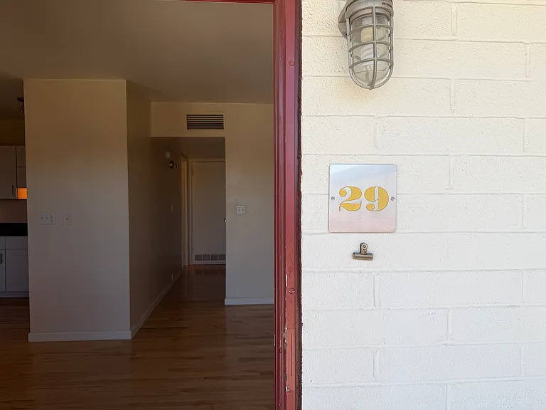 L6 — Photo 20