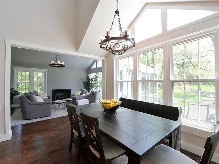 1306 S Geyer Rd — Photo 35