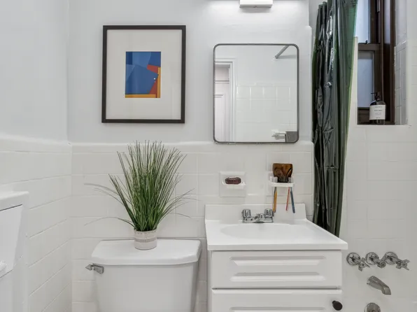 431 West 54th Street 5C image 8 of 8