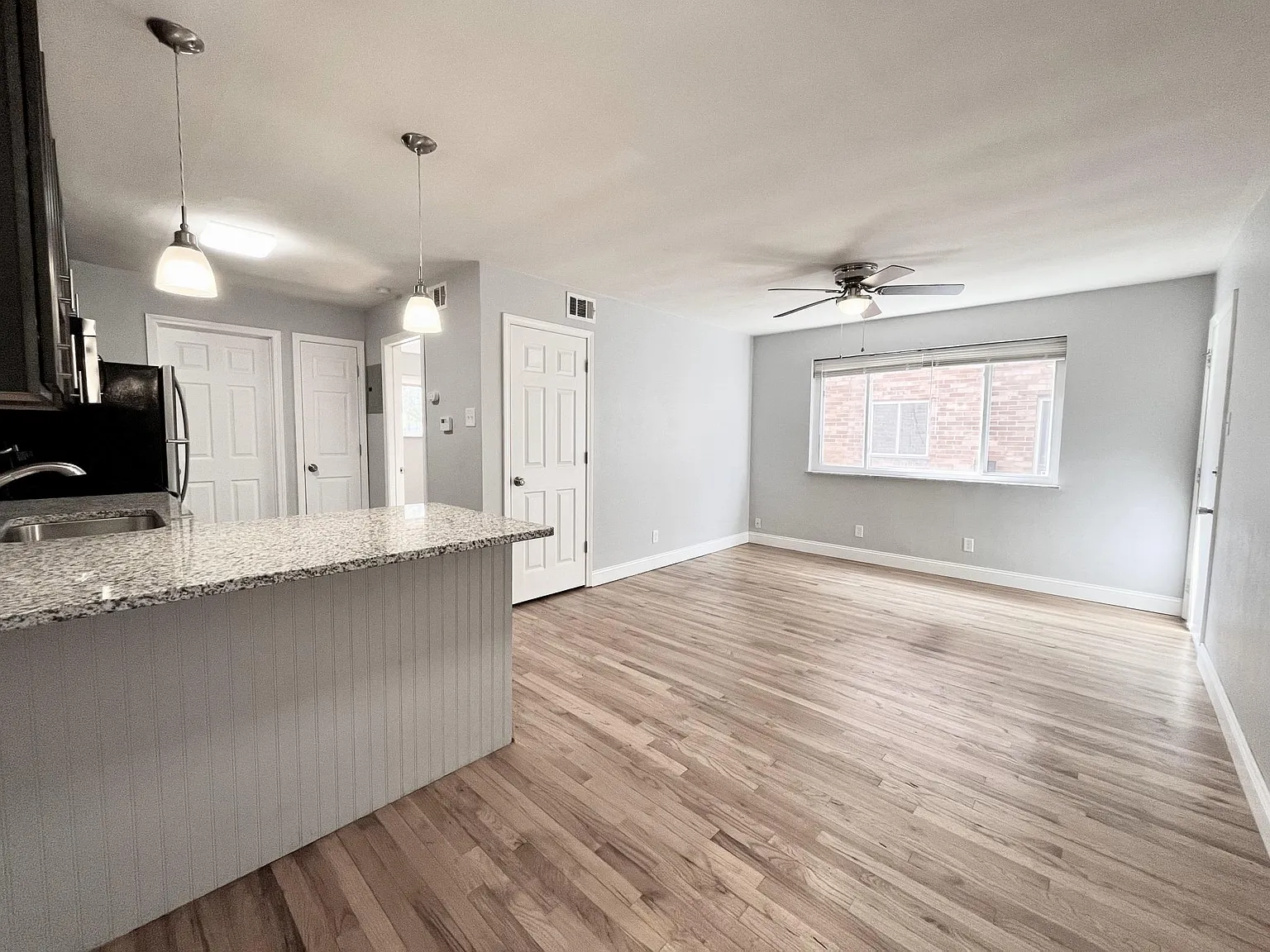 1 bed, 750 sqft, $895 — Photo 3