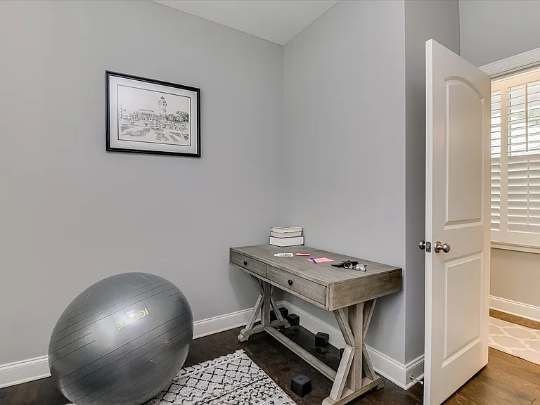 108 Tremont Dr — Photo 14