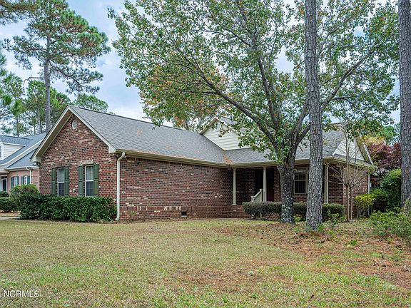 4th image of 345 Harlandale Drive