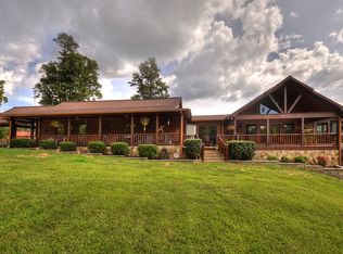 10 Laurel Springs Rd, Mineral Bluff, GA 30559