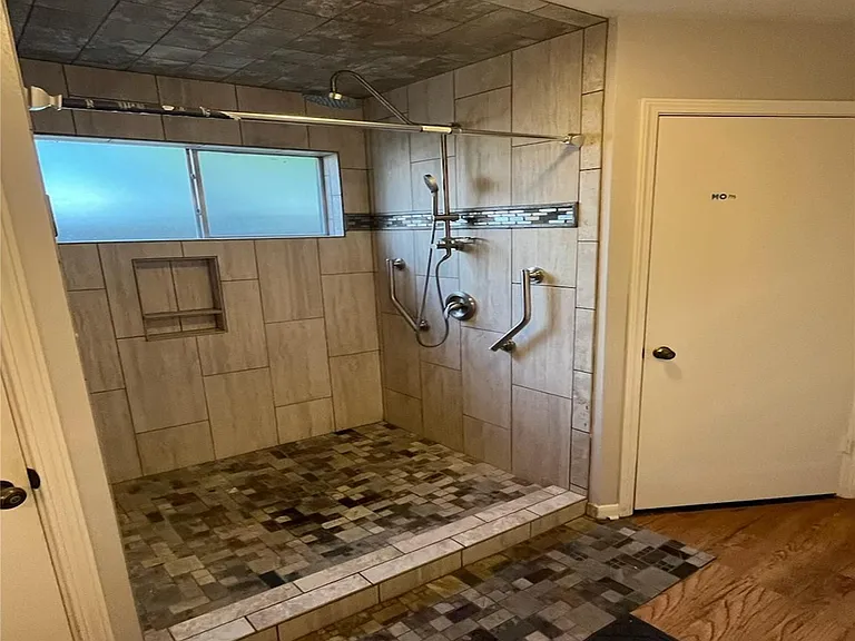 25318 Loch Doon Dr — Photo 15