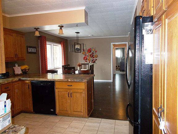 5th image of 408 Lane Ave