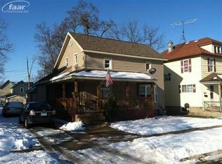 207 N Shiawassee St, Durand, MI 48429
