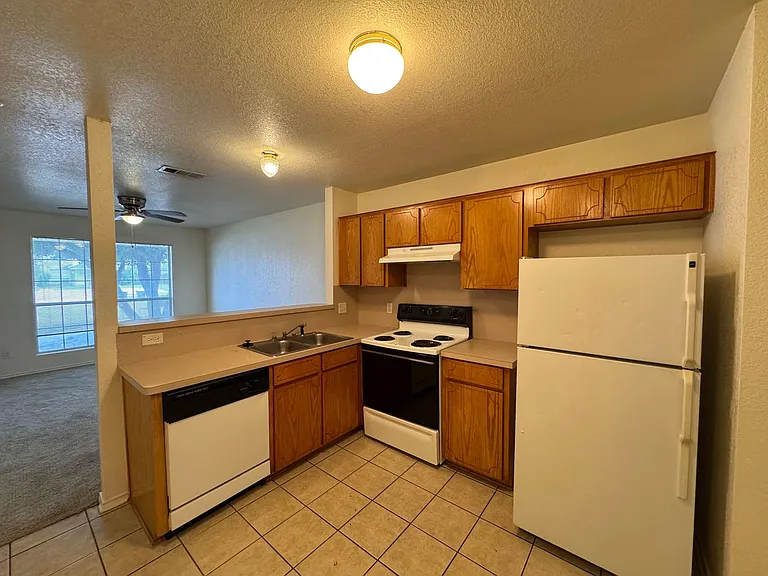 4505 Deek Dr — Photo 5