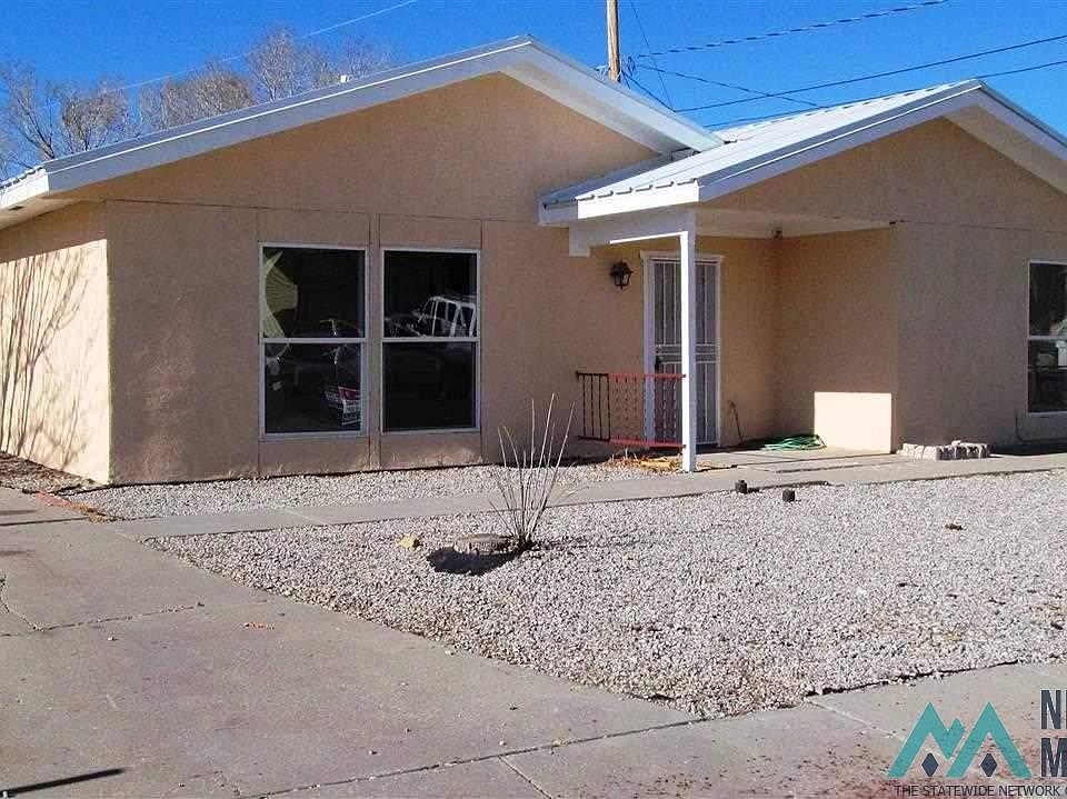 1st image of 902 Dani Cir