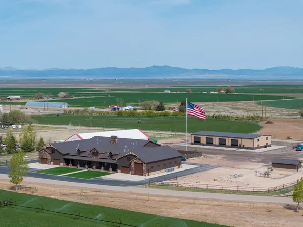 169 100th S, Beryl, UT 84714