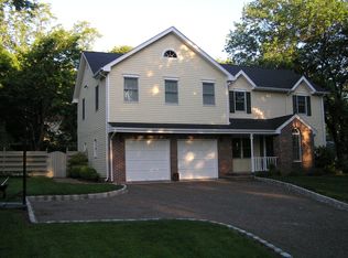 9 Homeland Ave, Basking Ridge, NJ 07920