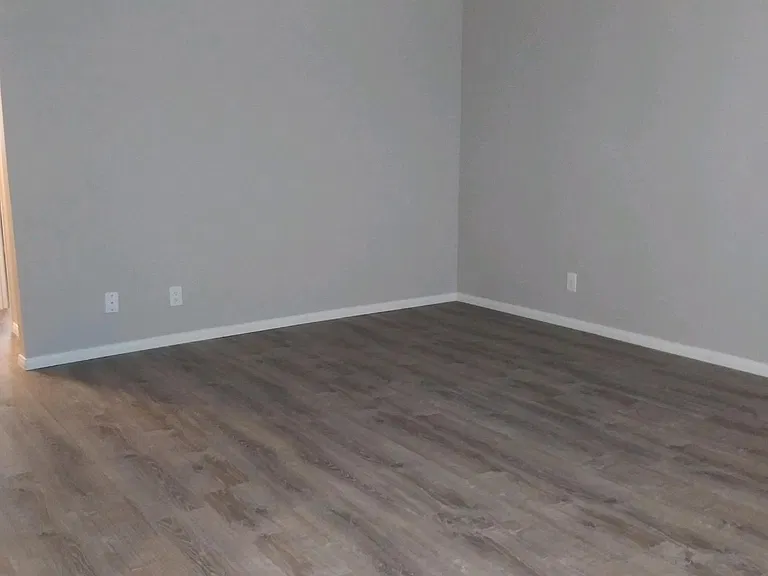 3686 3rd Ave #8 — Photo 12