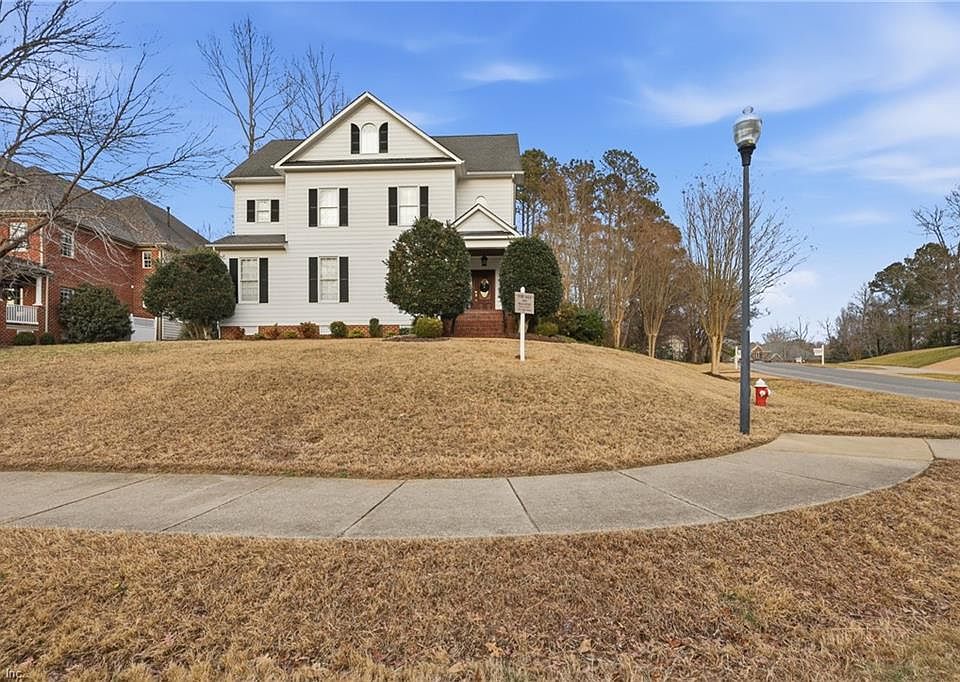 1st image of 3512 Longwood Dr