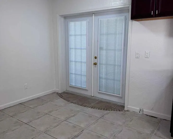 1125 Emerald Dr — Photo 11