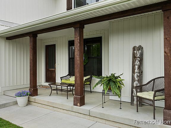 5th image of 900 Noto Ln