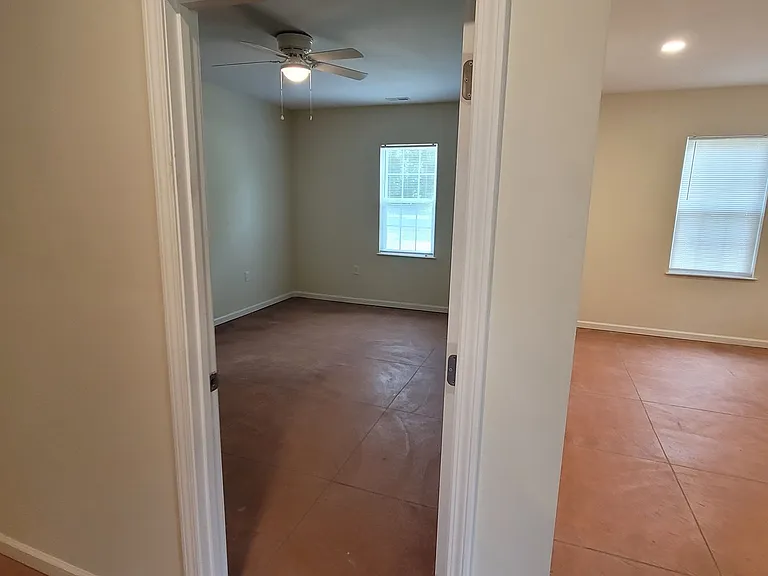 767 Maryland St — Photo 10