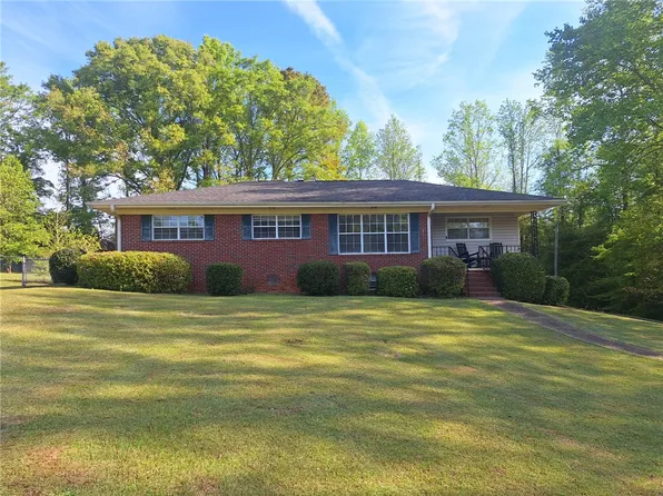 198 W Sears St, Valley, AL 36854