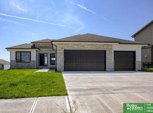 19907 Cottonwood St, Gretna, NE 68028
